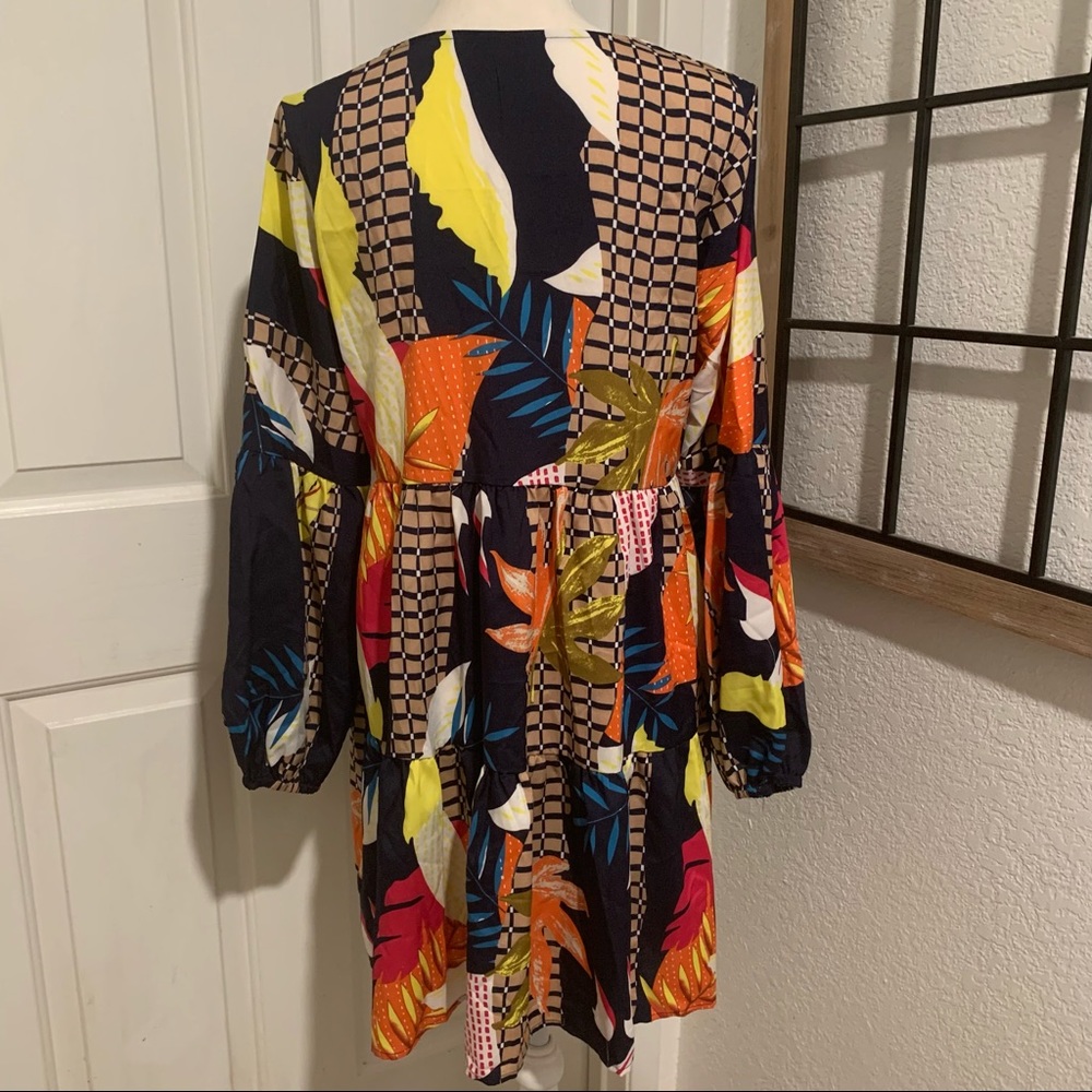 Comfy Tunic Floral dress size medium - Picture 3 of 5